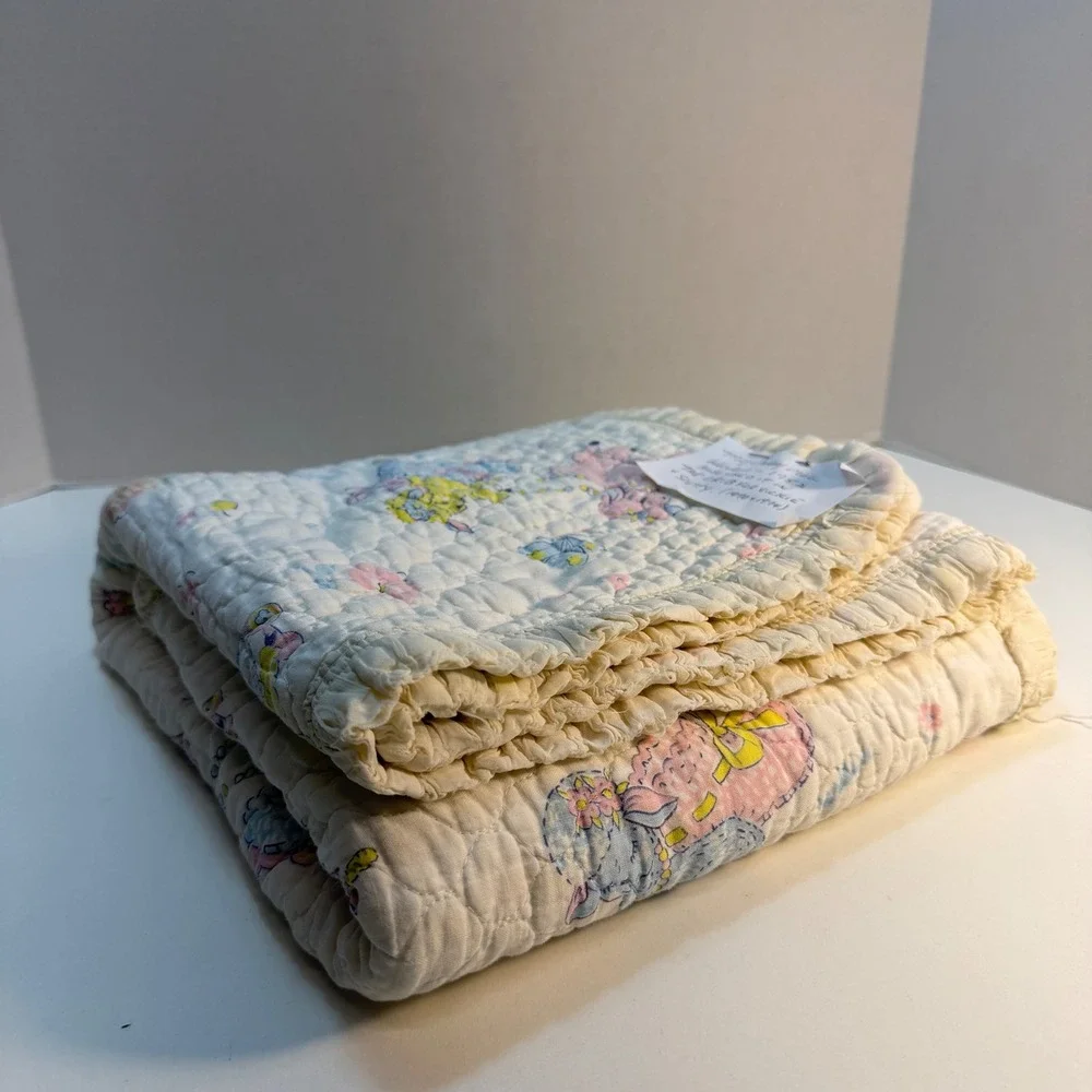 Quiltex Baby Blanket Infant White 1950s Vintage Poodle Print Quilted Ruffle READ